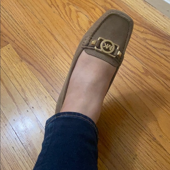 💚BNIB - Michael Kors flats in Dune - Picture 4 of 5